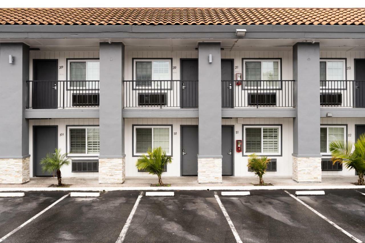 Rodeway Inn San Jose Hwy-101 Tully Rd Exit Exterior foto